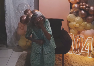 Maria, com uma rotina ativa aos seus 104 anos, é reconhecida como inspiração nas redes sociais