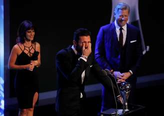O italiano Gianluigi Buffon, da Juventus, venceu nesta segunda-feira (23) o prêmio de melhor goleiro do ano da Fifa