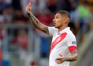 Paolo Guerrero durante duelo entre Peru e Venezuela pela Copa América 2019