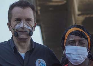 Celso Russomanno durante carreata pelas ruas da zona sul da cidade