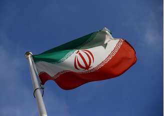 Bandeira do Irã em Viena
01/03/2021 REUTERS/Lisi Niesner