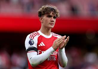 Max Dowman, de 15 anos, em estreia pelo Arsenal