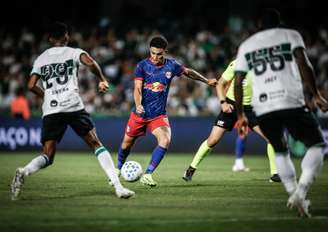 Gustavo Neves, jogador do Red Bull Bragantino. 