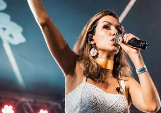 Clara Petrucci se une ao Reduto do Samba e prepara apresentação que leva tradição, música e novas experiências