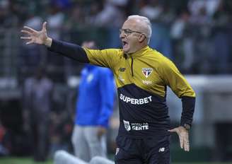 Dorival Júnior durante clássico entre Palmeiras e São Paulo, pela 27ª rodada do Campeonato Brasileiro - 