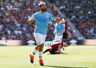 Sergio Aguero comemora gol do Manchester City