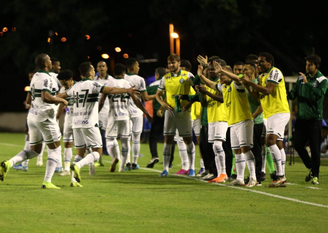 Coritiba venceu o São Bento por 2 a 1 fora de casa (Foto: Reprodução)