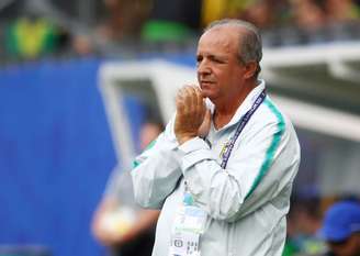 Ex-técnico da seleção feminina de futebol do Brasil Vadão
09/06/2019
REUTERS/Denis Balibouse