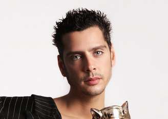 Casanova também dirigiu o filme "Peles", da Netflix