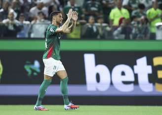 Murilo comemora gol pelo Palmeiras contra o Vitória'