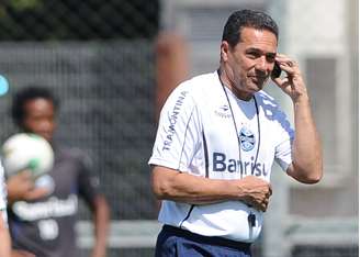 <p>Vanderlei Luxemburgo comandará o Grêmio pela primeira vez no Estadual 2013</p>