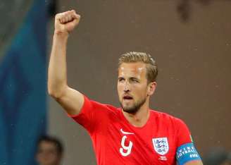 Capitão da Inglaterra, Kane comemora gol