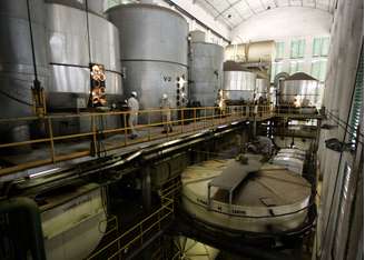 Usina para produção de açúcar em Sertãozinho (SP) 
08/09/2005
REUTERS/Paulo Whitaker