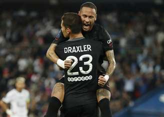 PSG vence Montpellier por 2 a 0 e segue com 100% no Francês