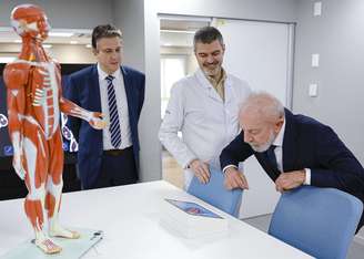 Lula participou do lançamento de curso de Medicina 