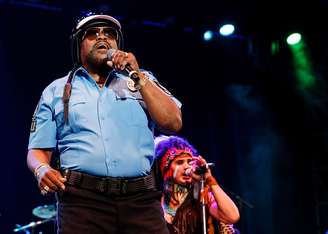 Victor Willis se apresentando