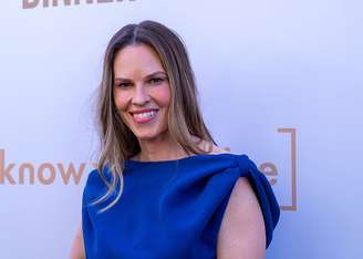A atriz Hilary Swank