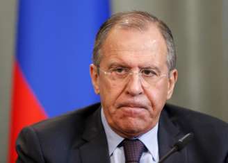 O ministro russo das Relações Exteriores, Sergei Lavrov, participa de uma coletiva de imprensa, em Moscou. A Rússia criticou nesta segunda-feira os membros ocidentais do G8, grupo dos principais países industrializados, por suspenderem os preparativos para uma cúpula marcada para a cidade russa de Sochi em junho devido à crise na Ucrânia. 25/02/2014