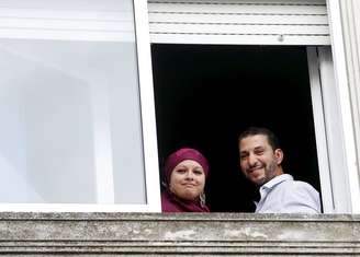 Abdul Bin Mohammed Abis Ourgy e Roma Blanco se casaram nesta sexta-feira