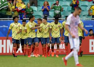 Seleção colombiana venceu os três jogos disputados até aqui (Foto: Raul ARBOLEDA / AFP)