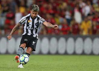 Valencia vive um ano de altos e baixos no Botafogo (Foto: Vítor Silva/SSPress/Botafogo)