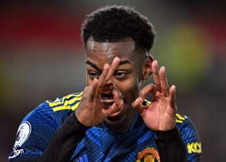 Elanga marcou o primeiro gol da vitória do Manchester United (Foto: BEN STANSALL / AFP)