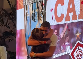 Goleiro pede namorada em casamento