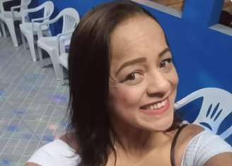 Simone Pereira de Oliveira tinha 44 anos e trabalhava como cabeleireira