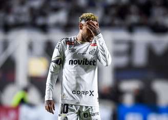 Neymar, contra o San Lorenzo, pelo Santos 