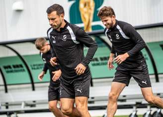 Ainda com chances de classificação, Nova Zelândia enfrenta a Bélgica na madrugada deste sábado (27) – Foto Divulgação / NZ Football