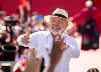 Lula em ato de campanha em São Bernardo do Campo.