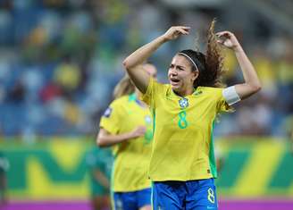 Angelina marcou o terceiro gol do Brasil sobre a Zâmbia 