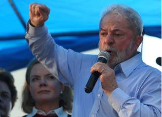 Ex-presidente Luiz Inácio Lula da Silva durante evento em Porto Alegre 23/01/2018 REUTERS/Paulo Whitaker