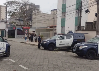 A Guarda Civil Municipal de Itanhaém foi até o endereço indicado pela mulher e encontrou o corpo do pai esfaqueado