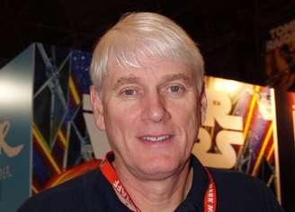 Mike Richardson – Wikimedia Commons/Luigi Novi