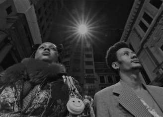 Kelson Succi (Tony) e Iraci Estrela (Ivy) em “Antônio Odisseia”