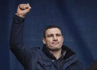  Klitschko é candidato à presidência da Ucrânia