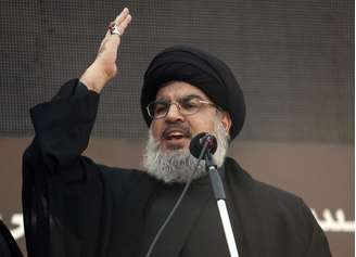 <p>Hassan Nasrallah pediu aos países que apoiam à rebelião que parem de fazê-lo, pois "não pode haver paz enquanto se continua ajudando os takfiries (extremistas sunitas)"</p>