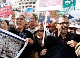Manifestantes protestam contra presença de príncipe herdeiro da Arábia Saudita em Túnis
27/11/2018 REUTERS/Zoubeir Souissi