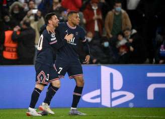 Messi e Mbappé comandaram goleada do PSG sobre o Brugge no Parque dos Príncipes (Foto: FRANCK FIFE / AFP)