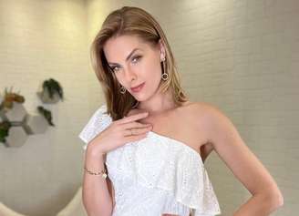 Ana Hickmann 