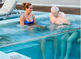 Paolla Oliveira curte domingo de Páscoa com o pai, José Everardo Oliveira