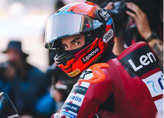 No apagar das luzes Marc Márquez lidera no GP da Alemanha