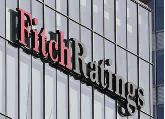 Logo da Fitch Ratings no escritóriosda empresa no distrito financeiro de Canary Wharf, em Londres
3 de março de 2016  REUTERS/Reinhard Krause