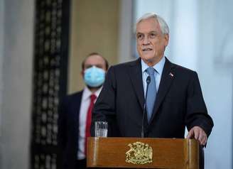 Piñera é alvo de pedido de afastamento da oposição