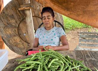 Mara Lúcia conta que a vida na roça é menos parada do que se pensa