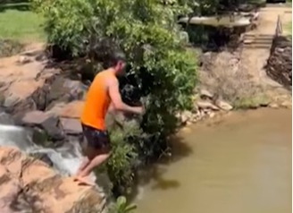 Jovem morre após saltar de cachoeira em Goiânia
