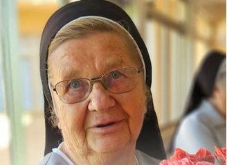 Irmã Nádia morreu aos 82 anos, vítima de um invasor ao convento onde congregava