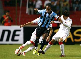 Grêmio, de Zé Roberto, perdeu o jogo de ida no Equador por 1 a 0