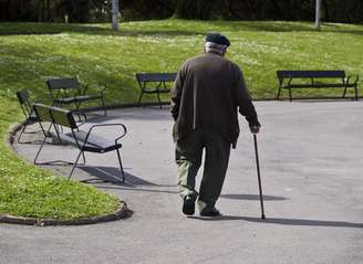 As entidades de atendimento ao idoso devem estar inscritas na Vigilância Sanitária e no Conselho da Pessoa idosa